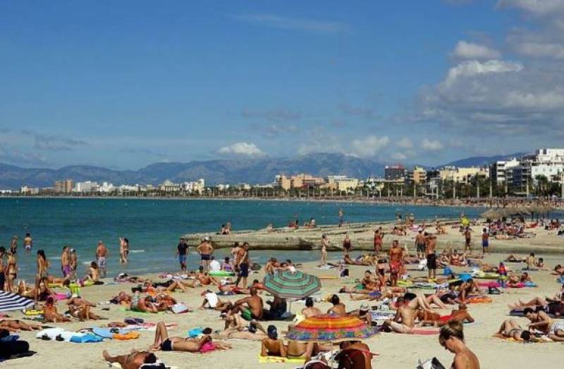 British holidaymakers bite back against anti-tourism sentiment in Spain