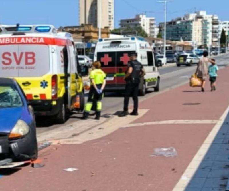 Family of French tourists in Javea, including two small children, hospitalised after being hit by drink driver