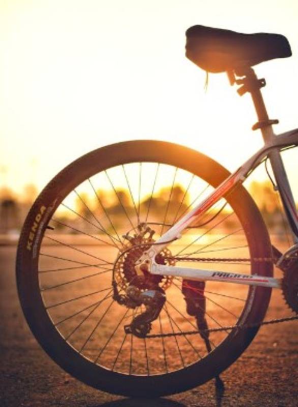 Eight new DGT rules every motorcyclist and cyclist in Spain needs to know