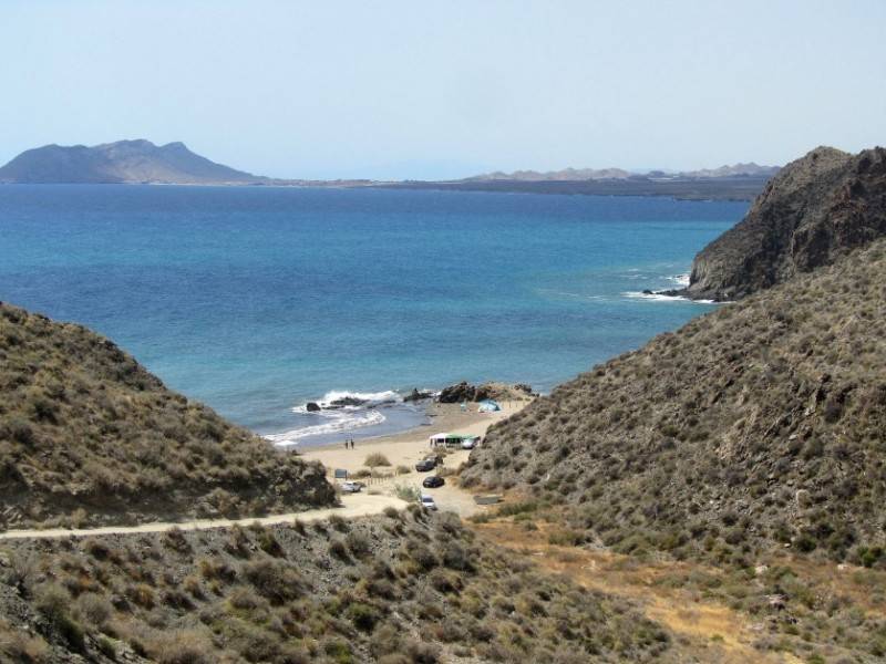 The beaches of Lorca prepare for summer!