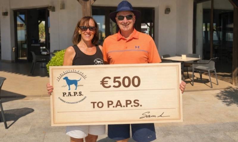 Generous golf club fundraiser pays for surgery for 12-year-old rescue dog at PAPS shelter, Murcia